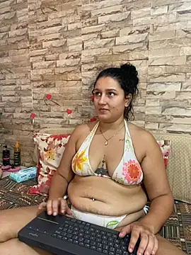 saray gomez22 online show from 16, 2, 2025