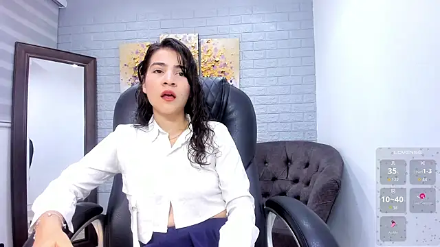 Snapshot of Miranda_doll_ chatting on 1, 5, 2026 Miranda doll online show from 1, 5, 2026