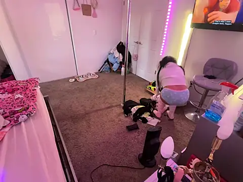 Snapshot of Onlypawzz chatting on 25, 2, 2026 Onlypawzz online show from 25, 2, 2026