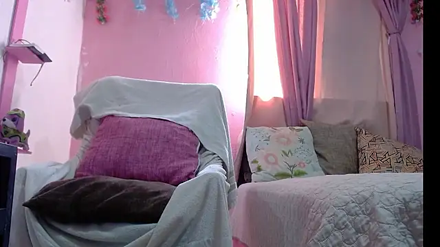 KeillyDiaz online show from 18, 1, 2026