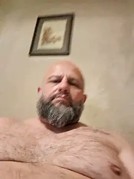 Snapshot of AlexandruCsaba chatting on 14, 4, 2026 AlexandruCsaba online show from 14, 4, 2026