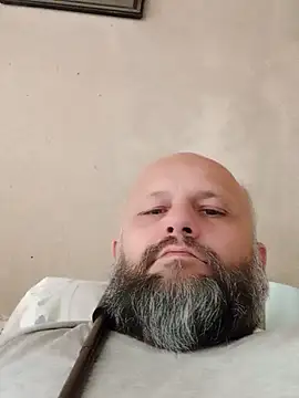 Snapshot of AlexandruCsaba chatting on 6, 5, 2026 AlexandruCsaba online show from 6, 5, 2026