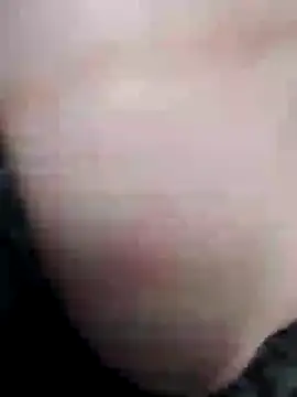 Snapshot of ngoclothingoc9en chatting on 19, 3, 2025 ngoclothingoc9en online show from 19, 3, 2025