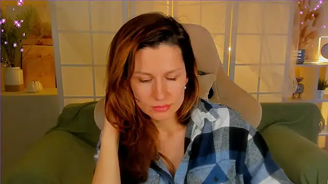 April o Nill online show from 27, 12, 2024