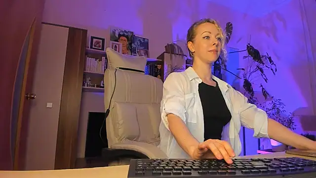 LylithSkye online show from 3, 4, 2026