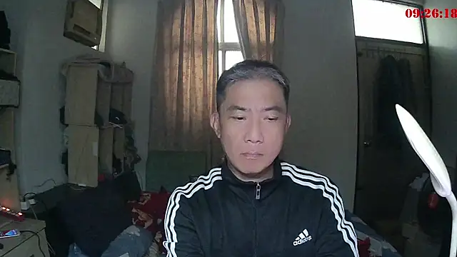 YuHsuant online show from 13, 2, 2025