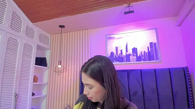 diosa cristal online show from 10, 7, 2026