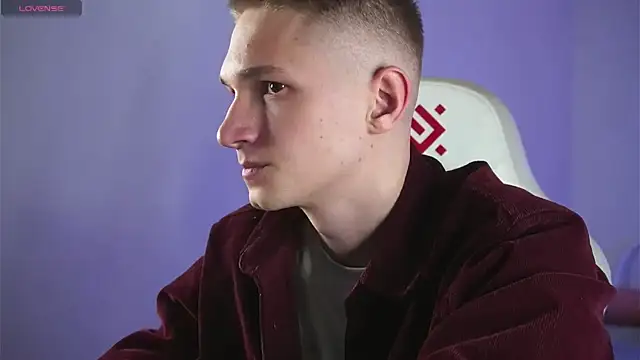 dustyn fox online show from 9, 3, 2025