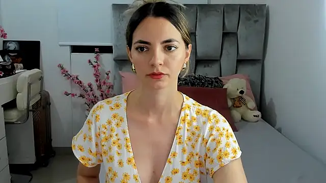 baby-miah online show from 15, 1, 2025