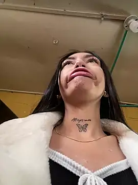 Effy Bonny online show from 28, 1, 2025