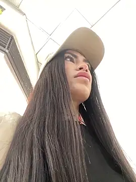 Effy Bonny online show from 14, 10, 2025