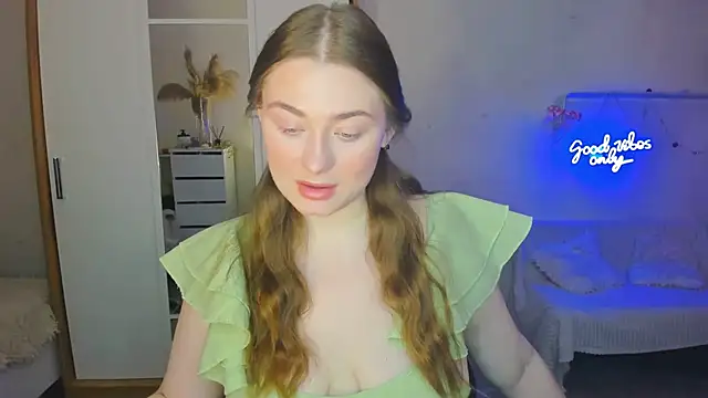 Demure Smile online show from 8, 2, 2025