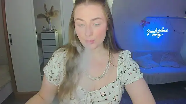 Demure Smile online show from 9, 2, 2025