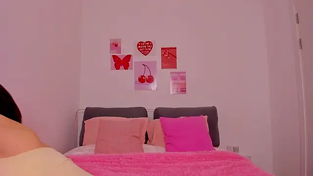 JudyAngil online show from 14, 4, 2026