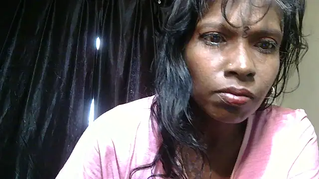 Snapshot of Fuckable_Nasty_MILF chatting on 14, 2, 2025 Fuckable Nasty MILF online show from 14, 2, 2025