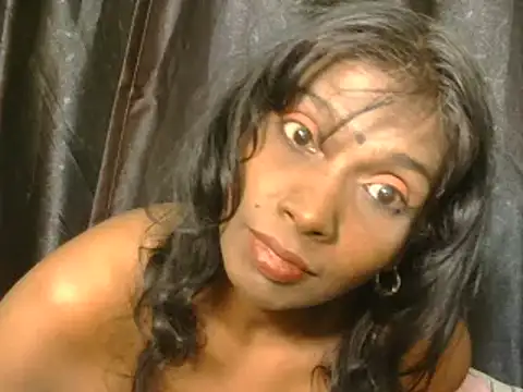 Snapshot of Fuckable_Nasty_MILF chatting on 13, 10, 2025 Fuckable Nasty MILF online show from 13, 10, 2025