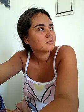 sexy-latin10 online show from 15, 1, 2026