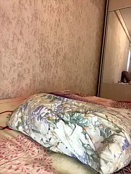 MollyDolle online show from 15, 11, 2025