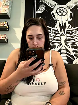 ThicBunz online show from 23, 9, 2025