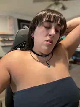 ThicBunz online show from 12, 11, 2025