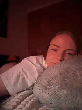 Snapshot of Piinkpandora chatting on 23, 10, 2025 Piinkpandora online show from 23, 10, 2025