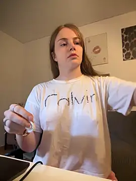 Snapshot of Piinkpandora chatting on 9, 11, 2025 Piinkpandora online show from 9, 11, 2025