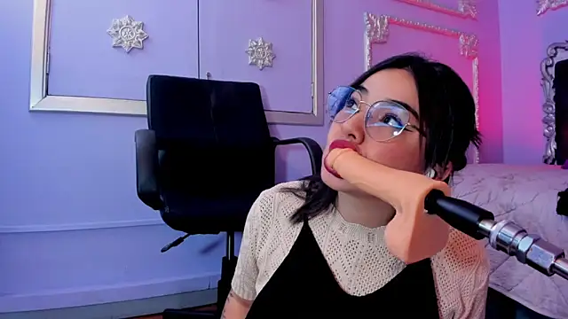 Snapshot of JeyLee chatting on 16, 12, 2025 JeyLee online show from 16, 12, 2025