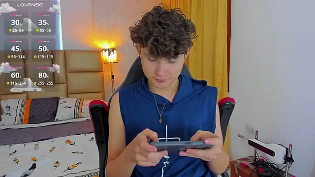 Snapshot of Nathan_Bluee chatting on 16, 1, 2025 Nathan Bluee online show from 16, 1, 2025