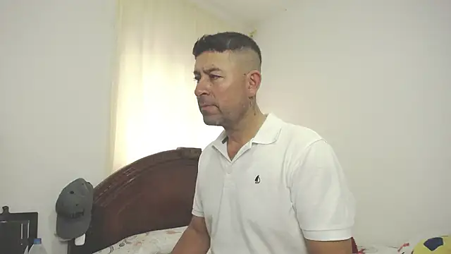 ambar jacksonn online show from 22, 9, 2025