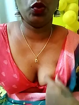 Snapshot of anisha91 chatting on 21, 2, 2025 anisha91 online show from 21, 2, 2025