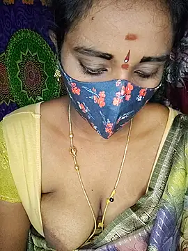 Snapshot of anisha91 chatting on 18, 9, 2025 anisha91 online show from 18, 9, 2025