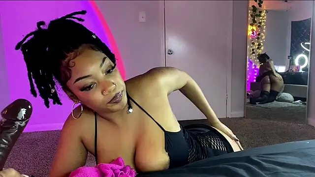 Snapshot of SheSoNastyy_21 chatting on 21, 10, 2025 SheSoNastyy 21 online show from 21, 10, 2025