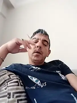 Snapshot of Egemen2245 chatting on 28, 11, 2025 Egemen2245 online show from 28, 11, 2025