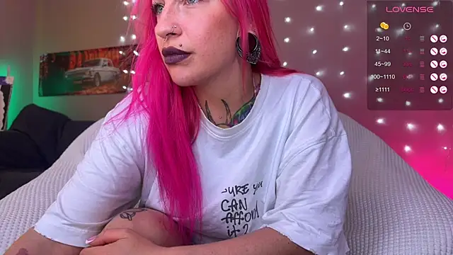 Snapshot of Tanya_Acid chatting on 11, 6, 2026 Tanya Acid online show from 11, 6, 2026