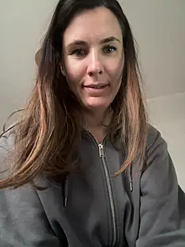 Sara darling online show from 9, 12, 2024