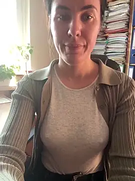 Sara darling online show from 19, 3, 2025