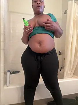 Prettynthick12 online show from 2, 4, 2026