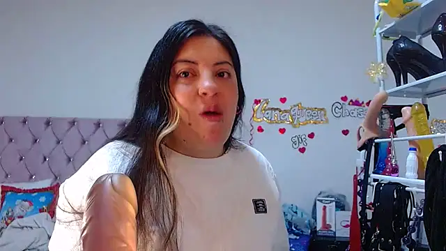 lanaqueen699 online show from 17, 12, 2025