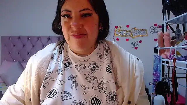 lanaqueen699 online show from 6, 2, 2026