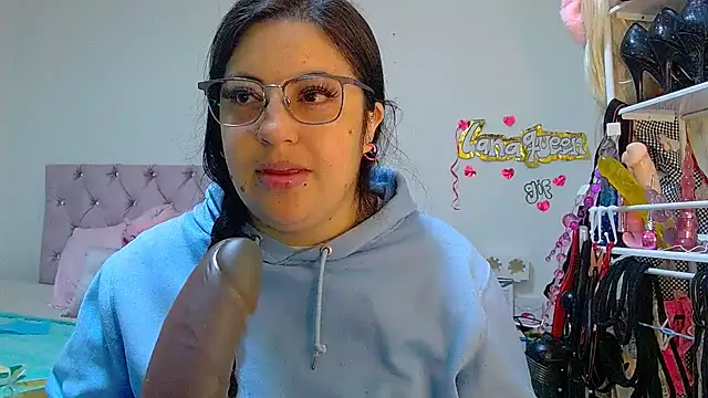 lanaqueen699 online show from 14, 5, 2026