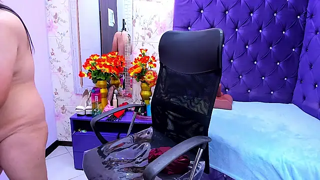 NaomyPrinces online show from 18, 7, 2026