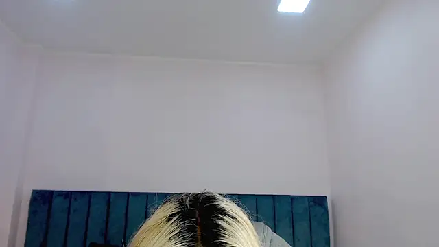 april bunnyy online show from 17, 3, 2026