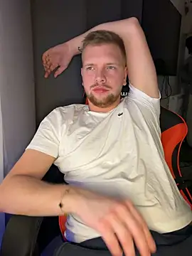 frenchfeetmen  online show from 6, 6, 2026