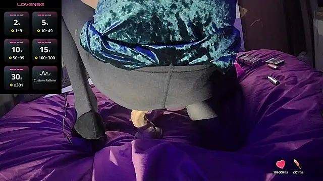 Snapshot of FLakiReve chatting on 19, 2, 2025 FLakiReve online show from 19, 2, 2025