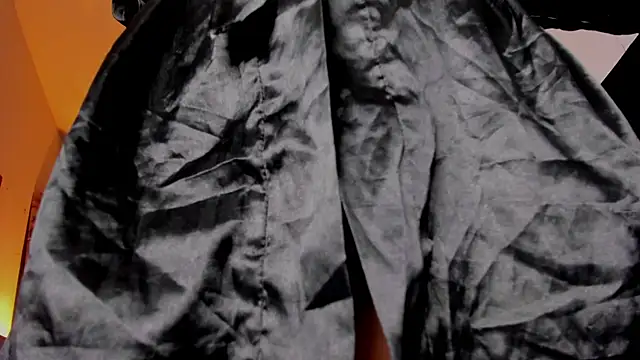 Snapshot of Melany_Luv chatting on 5, 10, 2025 Melany Luv online show from 5, 10, 2025