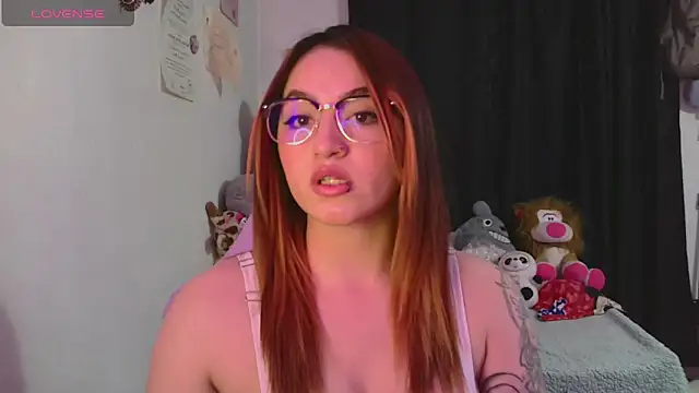 Snapshot of lucycherry__ chatting on 16, 9, 2025 lucycherry online show from 16, 9, 2025