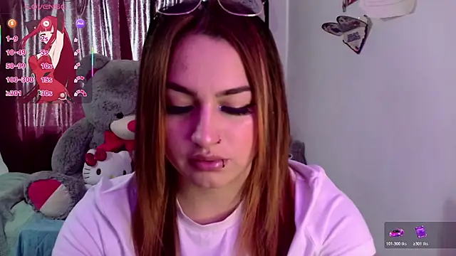 Snapshot of lucycherry__ chatting on 19, 11, 2025 lucycherry online show from 19, 11, 2025