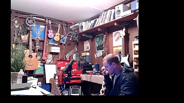 Snapshot of itsjameswebbscope chatting on 5, 3, 2025 itsjameswebbscope online show from 5, 3, 2025