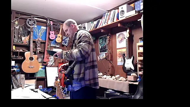 Snapshot of itsjameswebbscope chatting on 6, 3, 2025 itsjameswebbscope online show from 6, 3, 2025