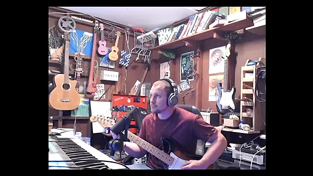 Snapshot of itsjameswebbscope chatting on 19, 3, 2025 itsjameswebbscope online show from 19, 3, 2025